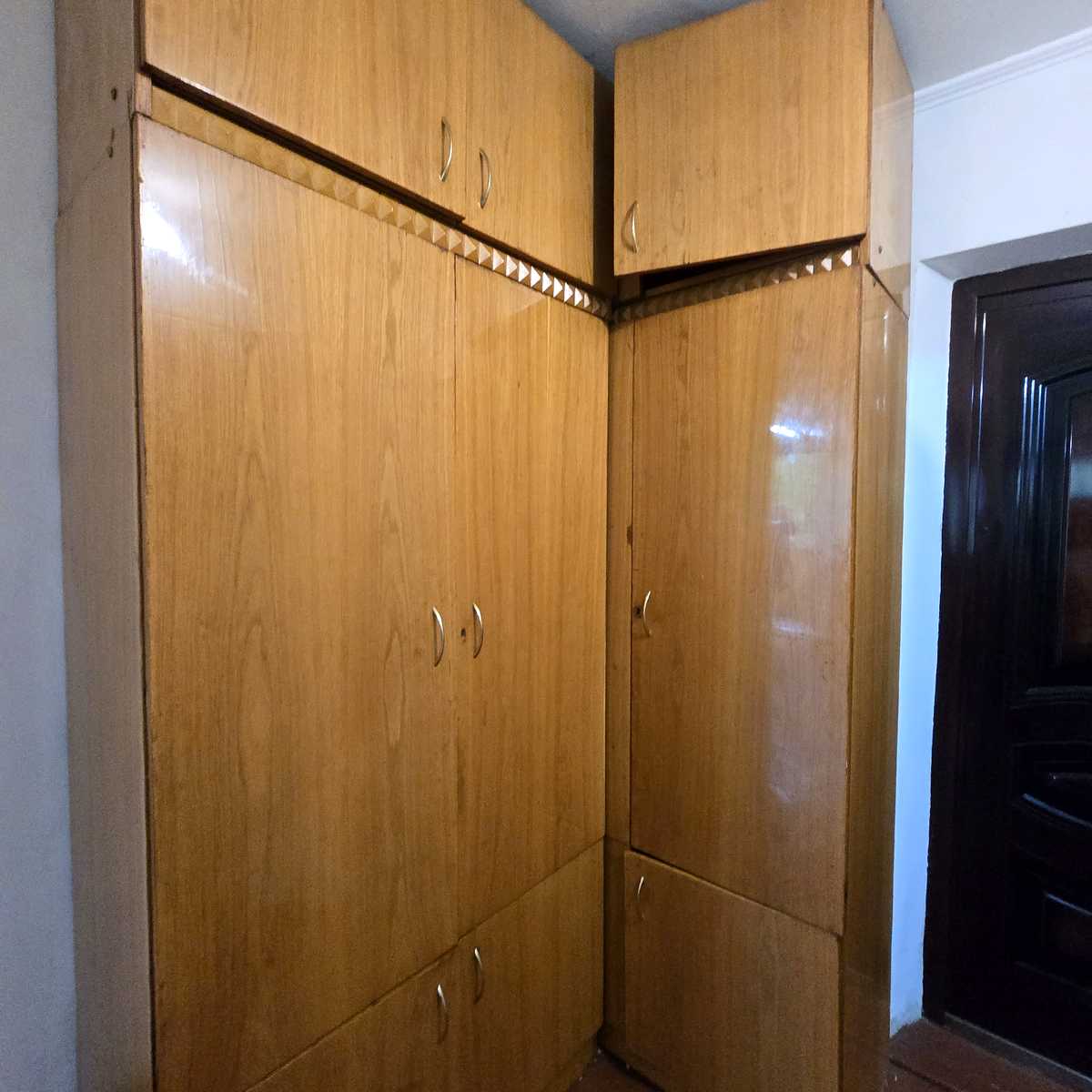 1876832847320795