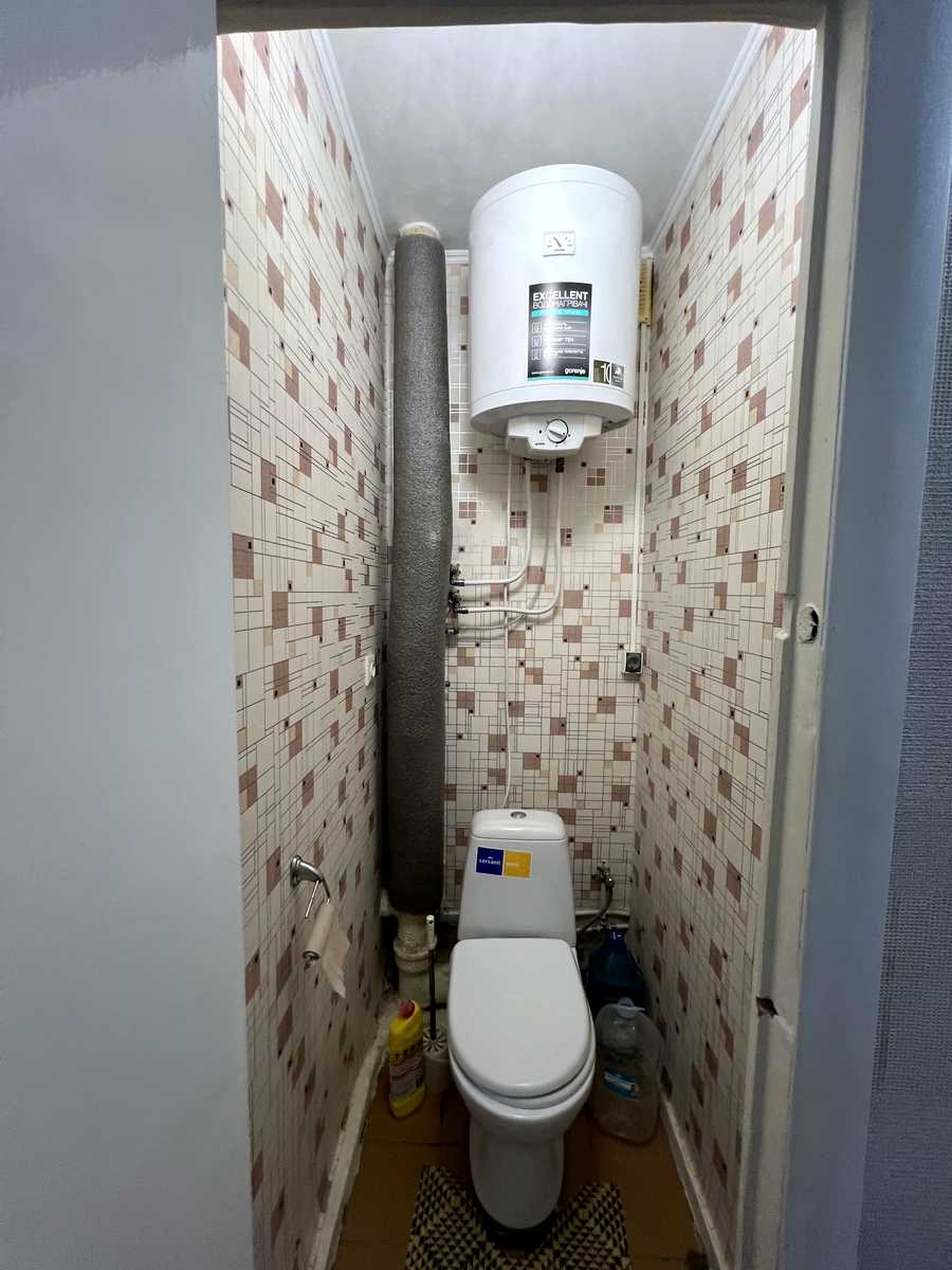 1876836373484786