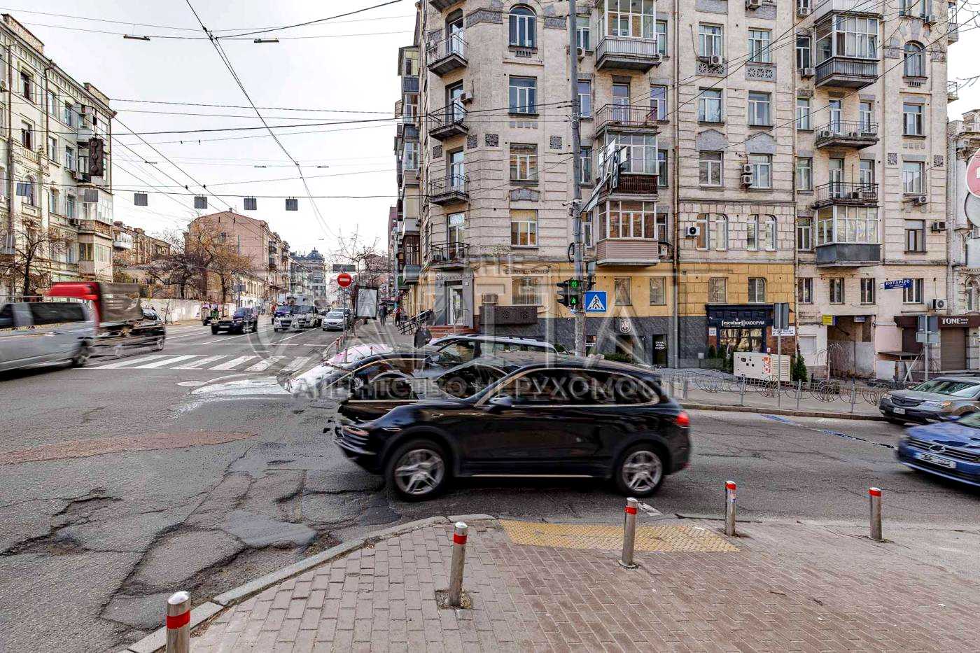 1876837820319181