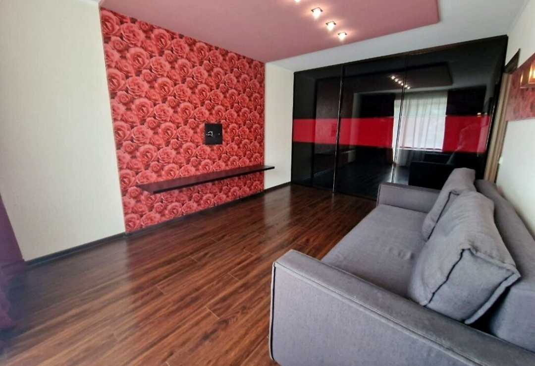 1876839505337688