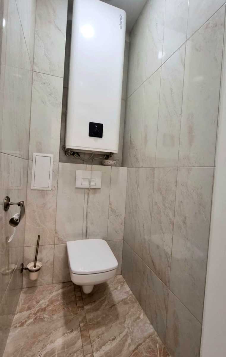 1876841450830164