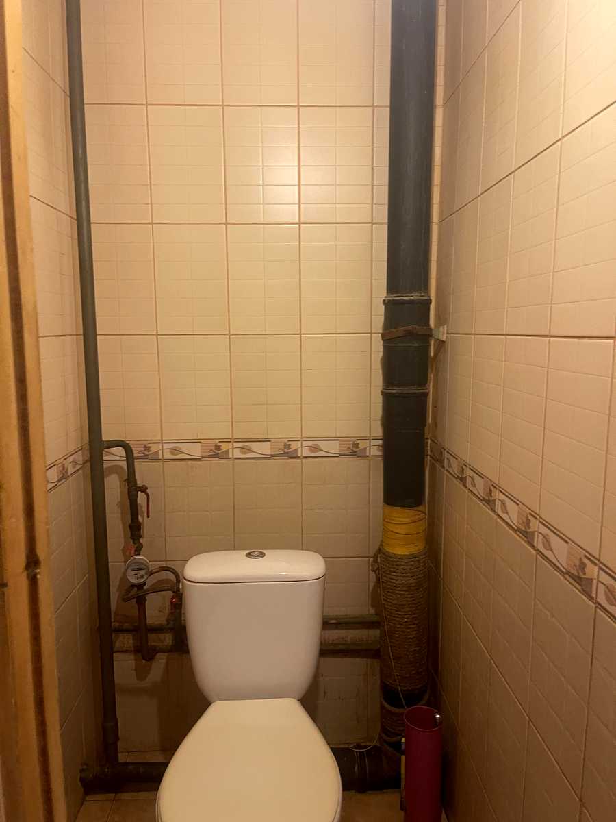 1876843295373953