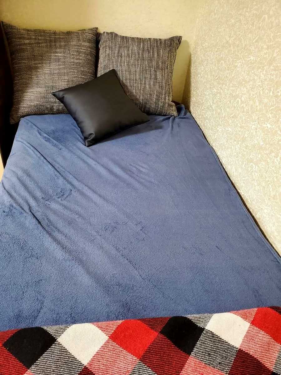 1876844676329483