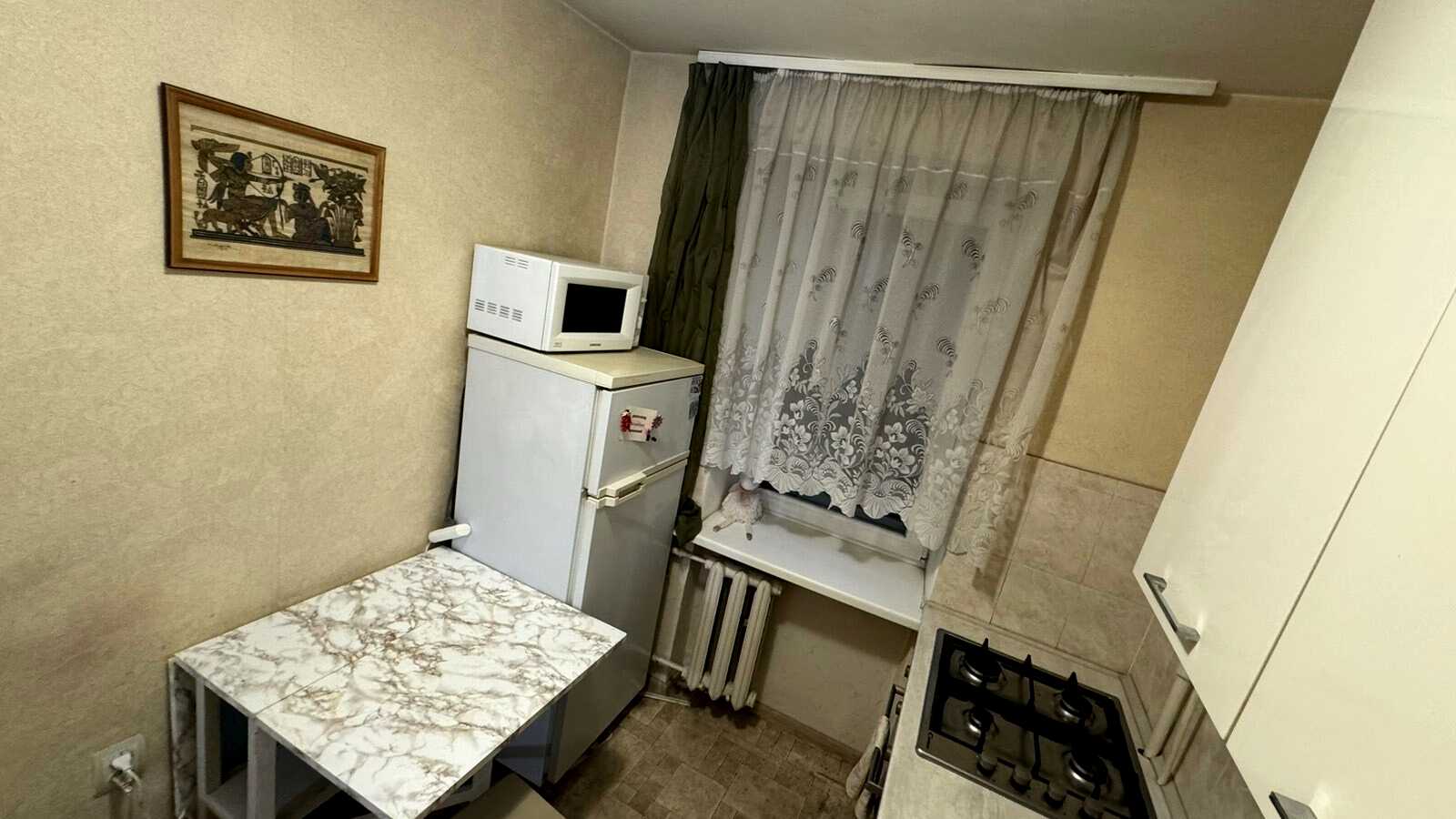 1876845229456907