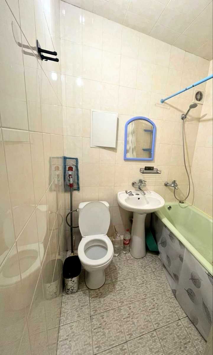 1876845870980725