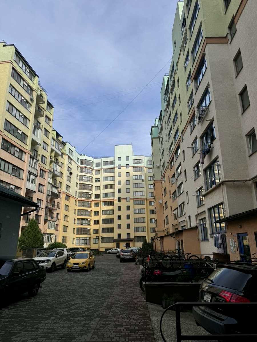 1876845960524848