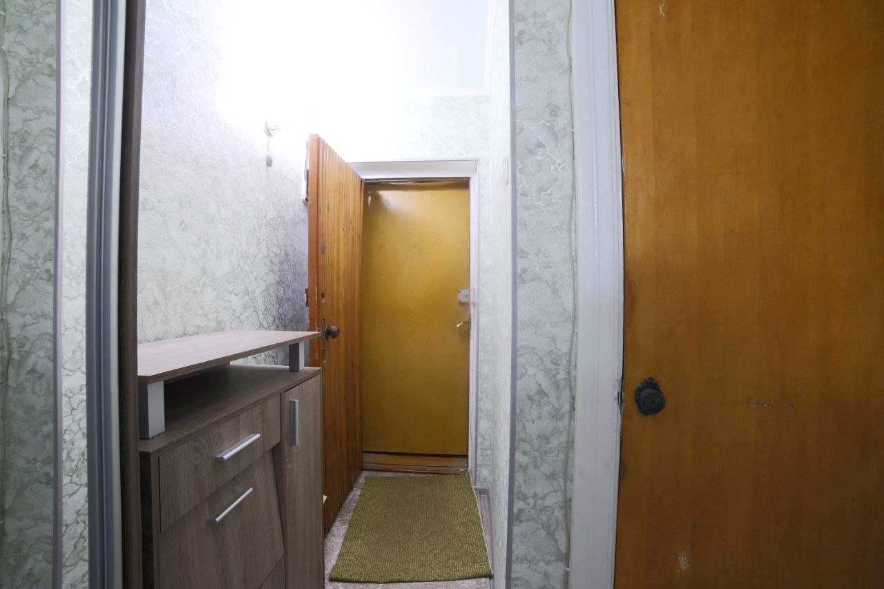 1876852429385377