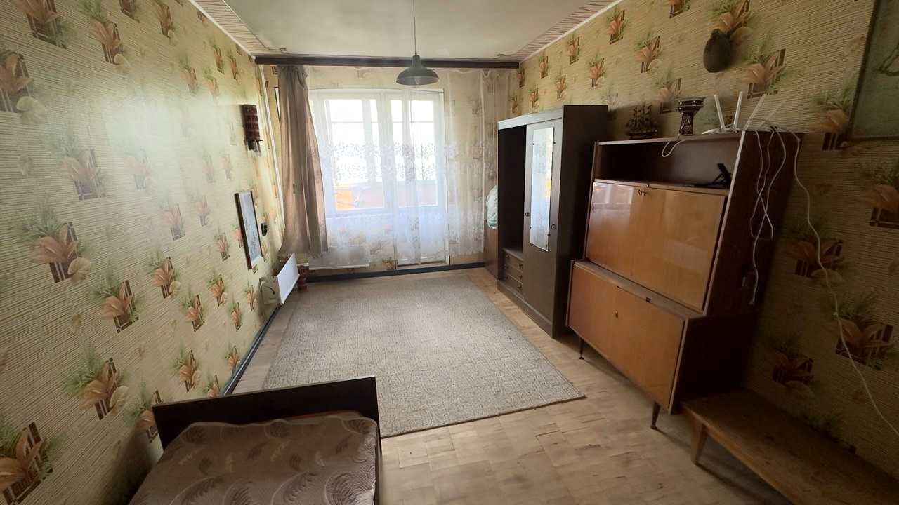 1876853034564497