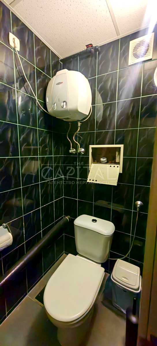 1876859764711623