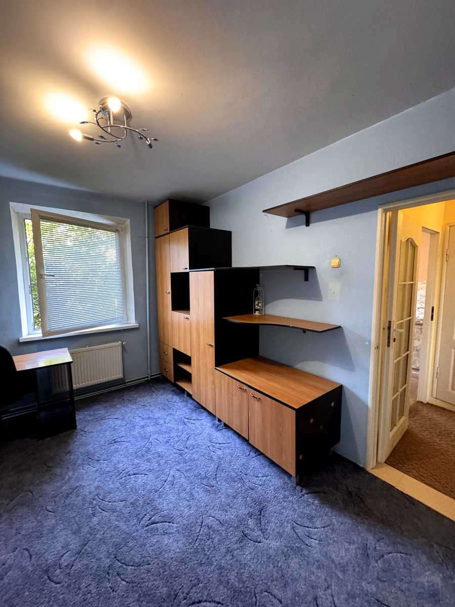 1876859984430146