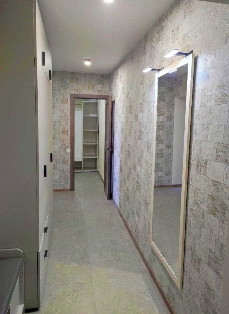 1876860657628007