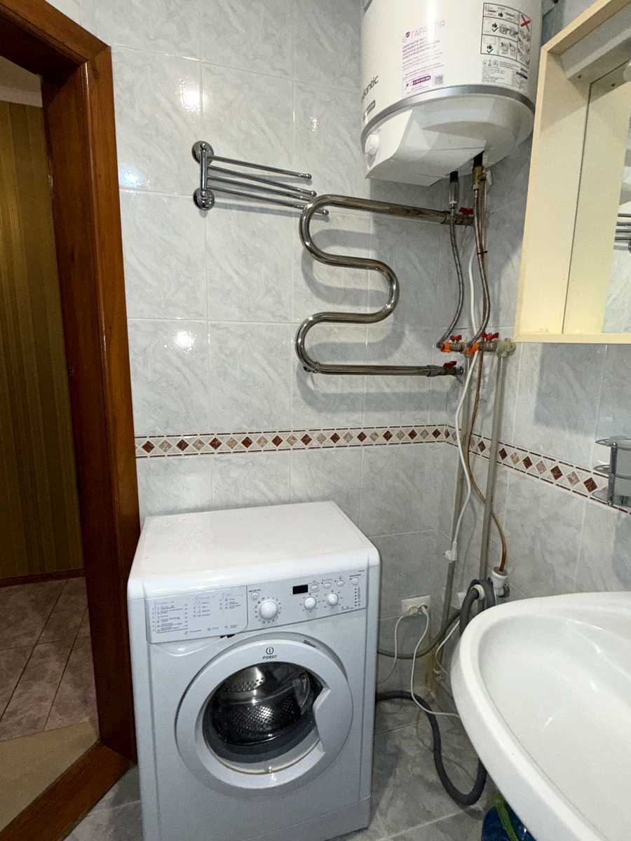 1876862495768440