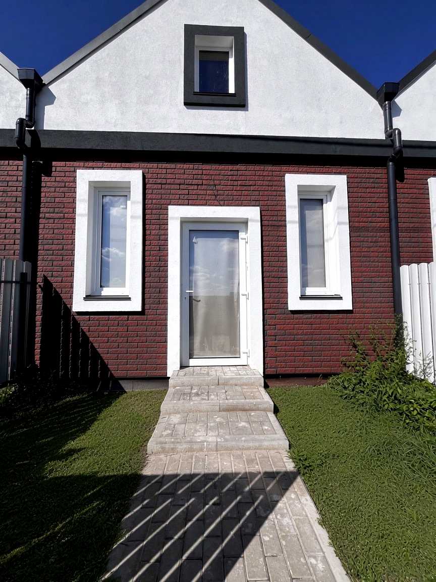 1876862529218672