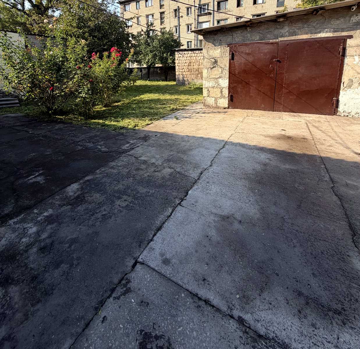 1876865614912331