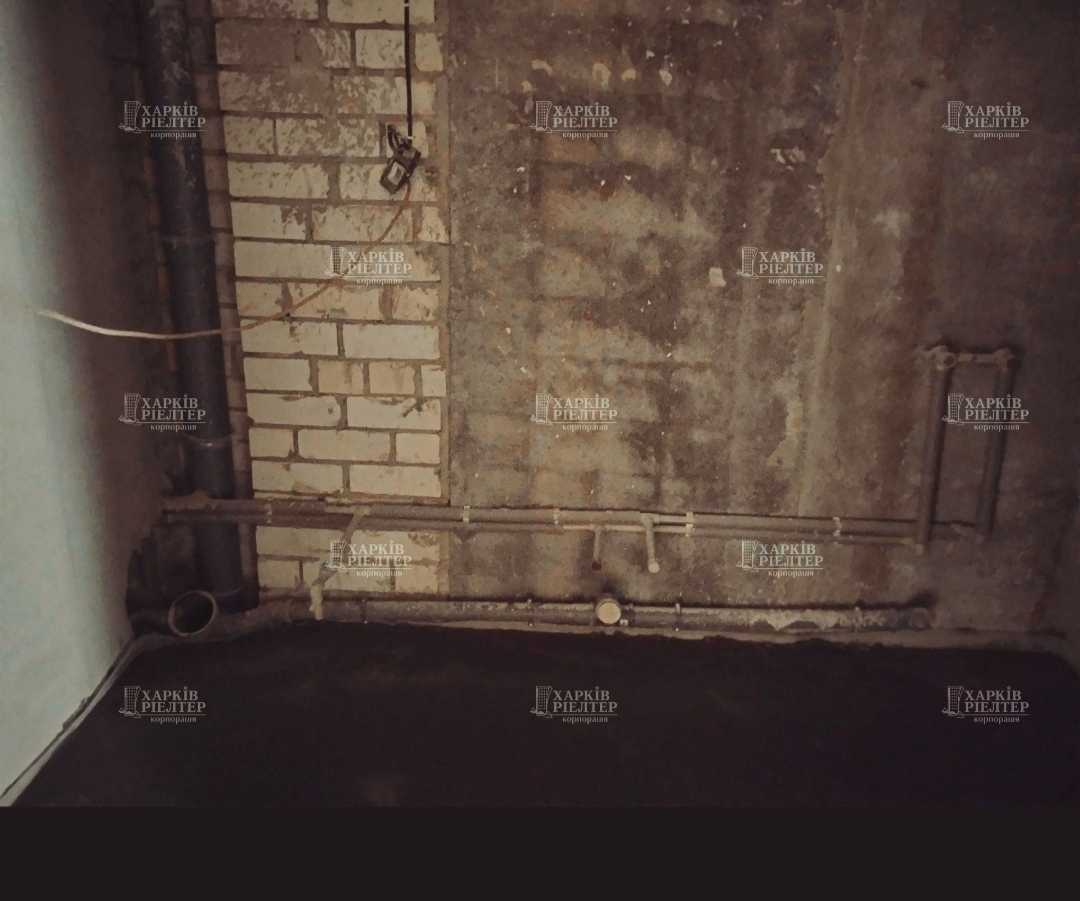 1876876135553595