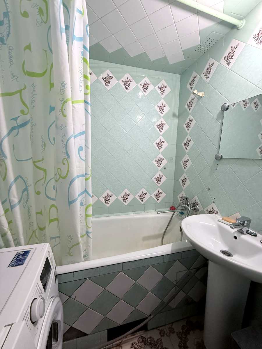 1876876750223802