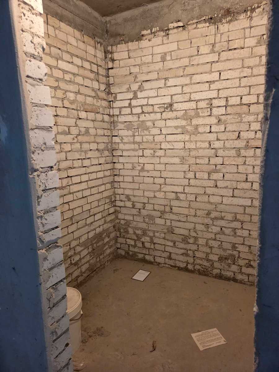 1876878344818335