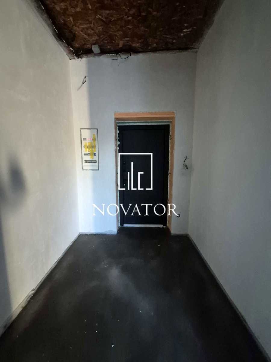 1876879666239132