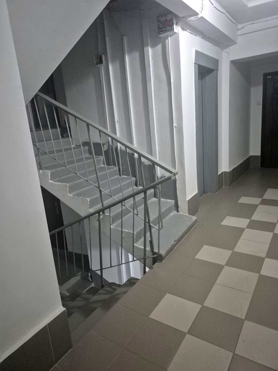 1876883224899568