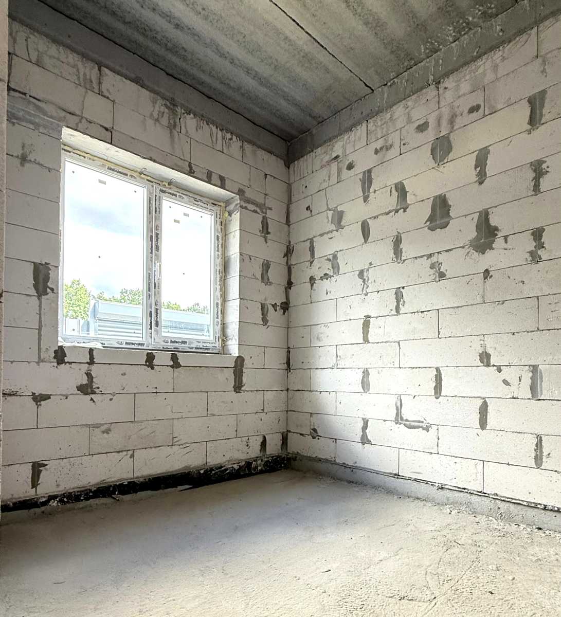 1876886567688343