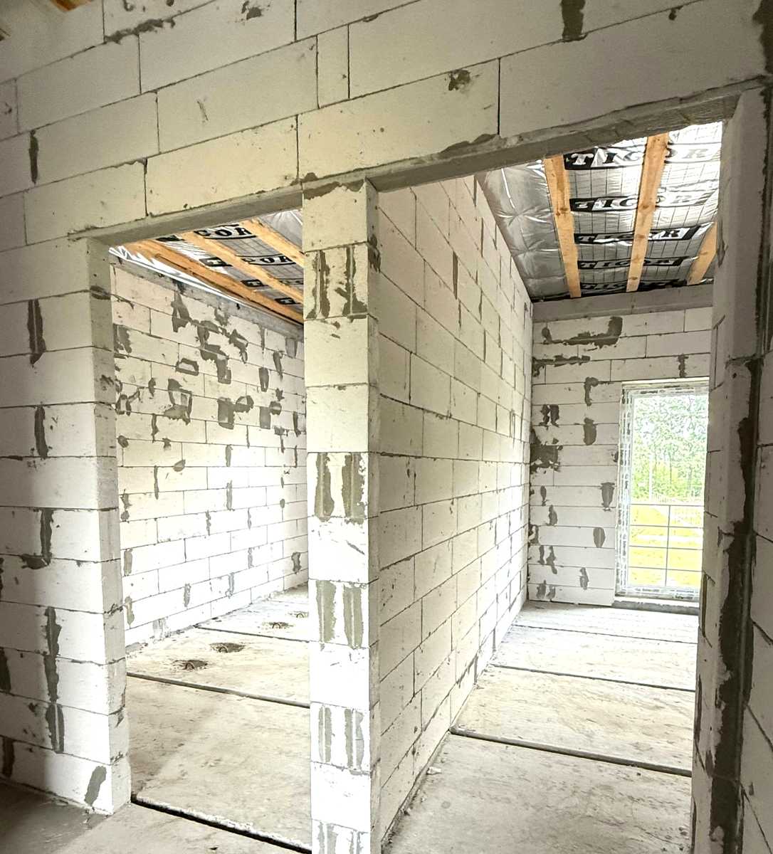 1876886567726565