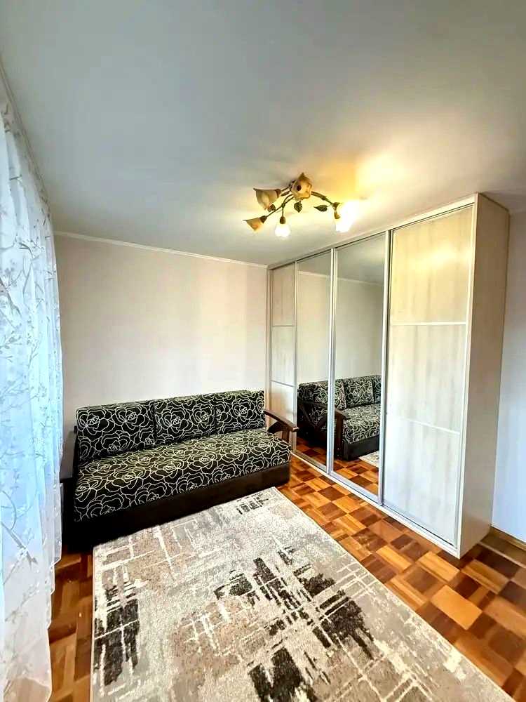 1876900778611563