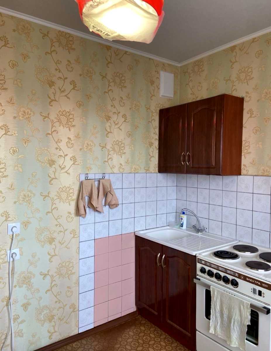 1876902256424561