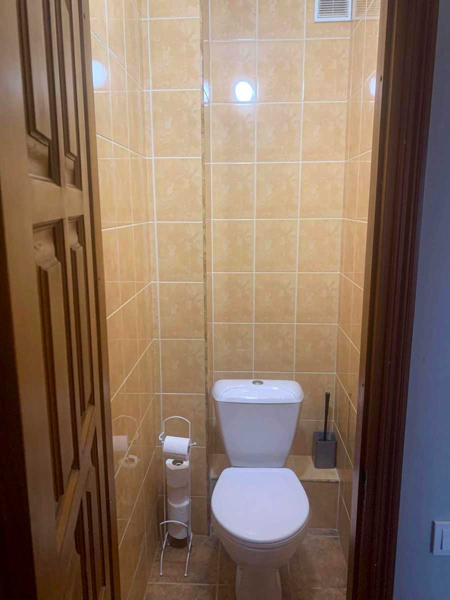 1876918937493390
