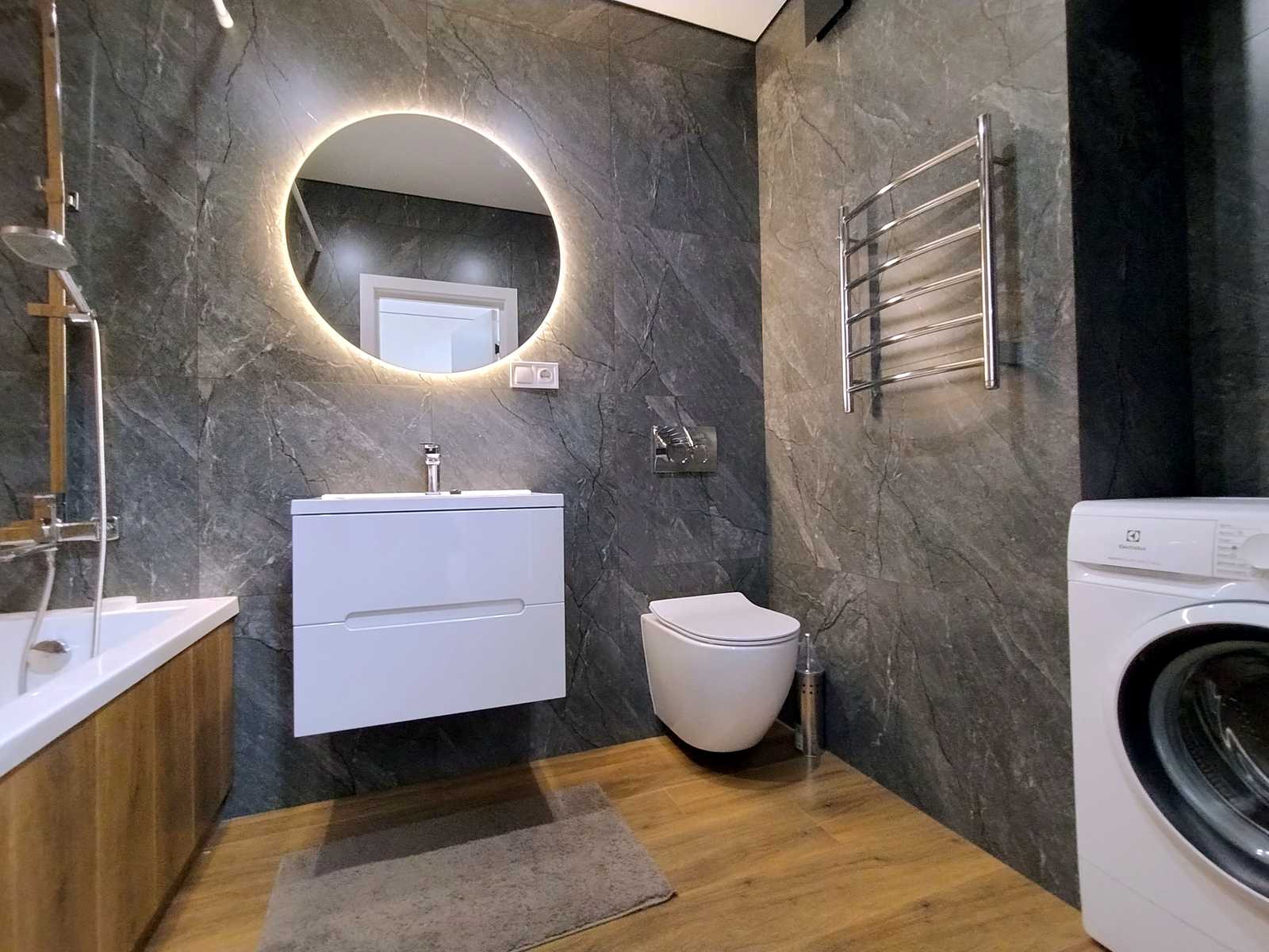 1876922591481676
