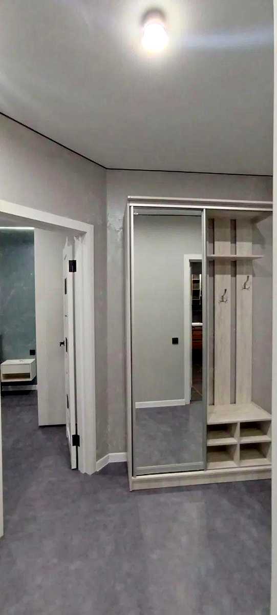 1876923907193363