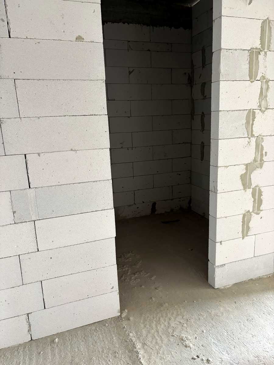 1876924738393871