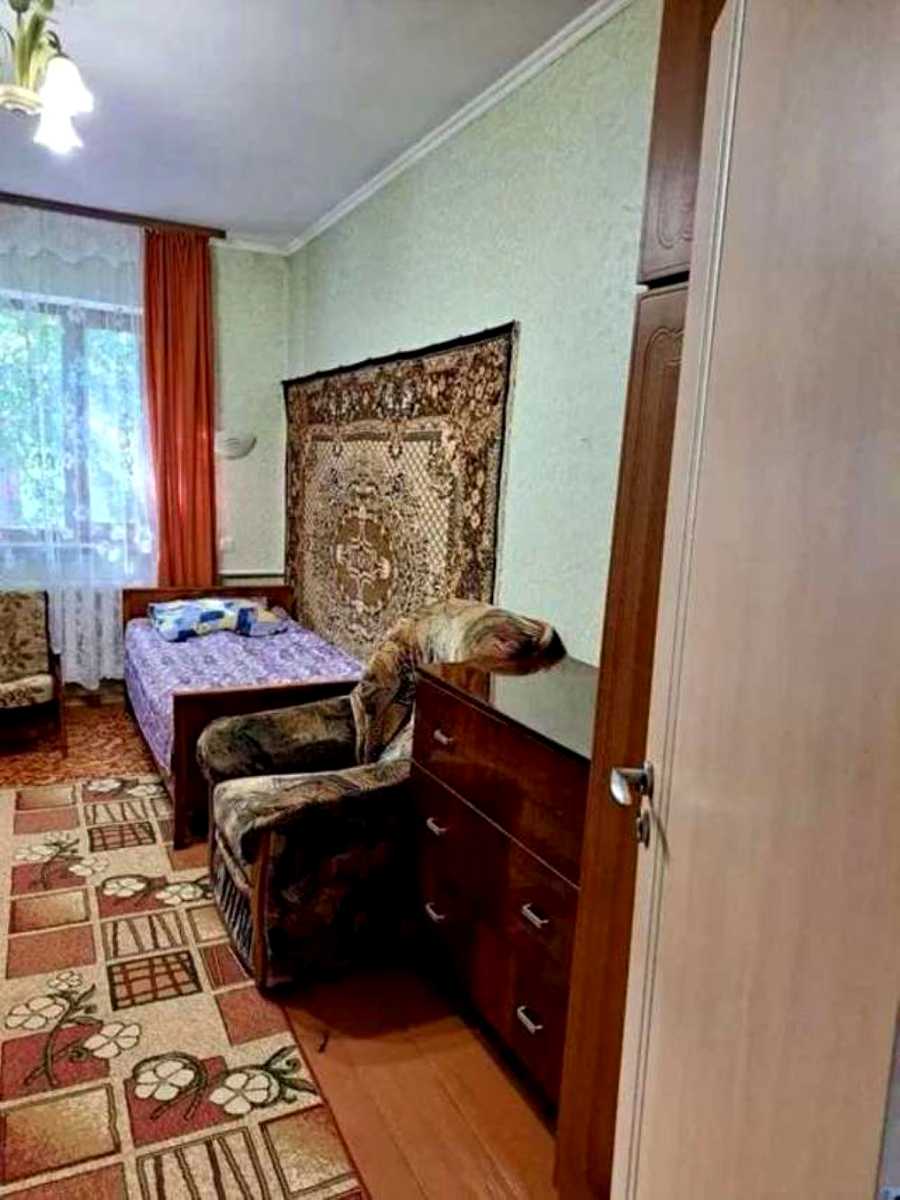 1876927562442473
