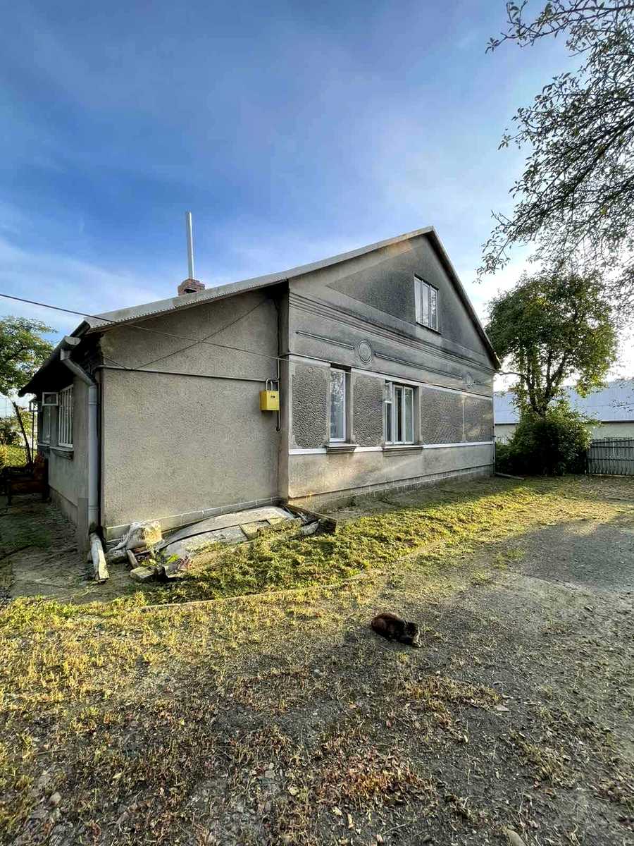 1876927689059141