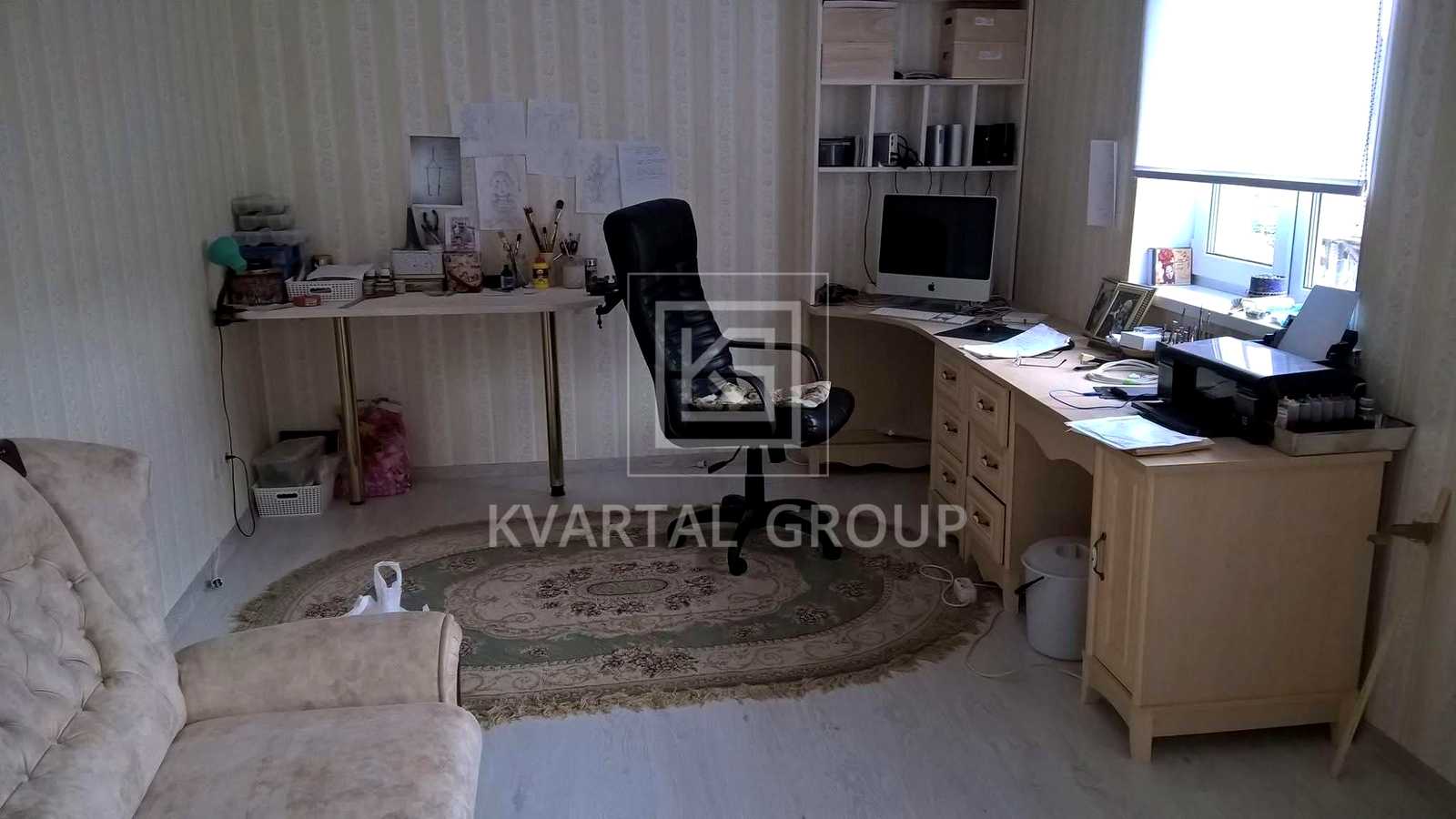 1876928092389156