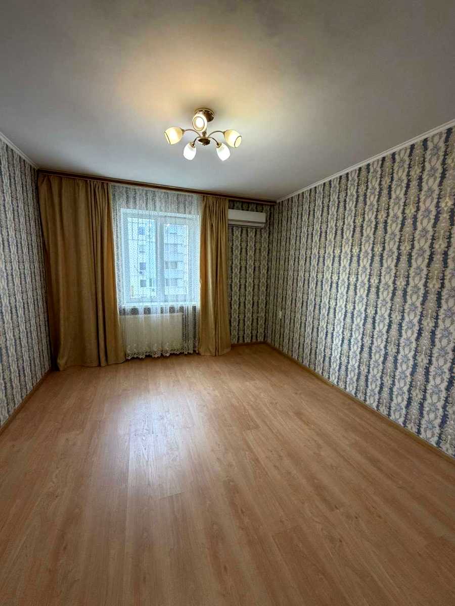 1876929852170271