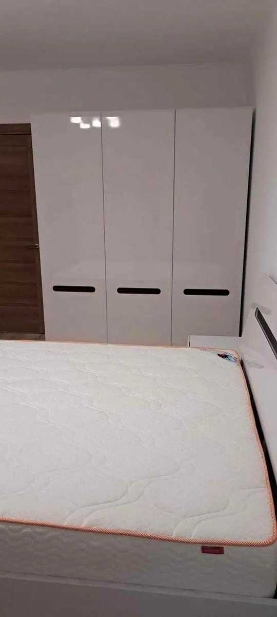 1876929910556875