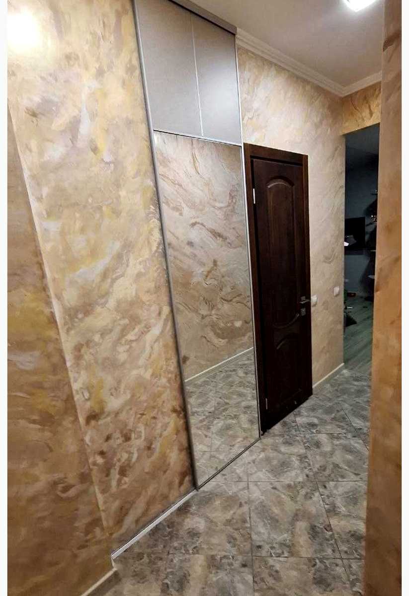 1876930298361295