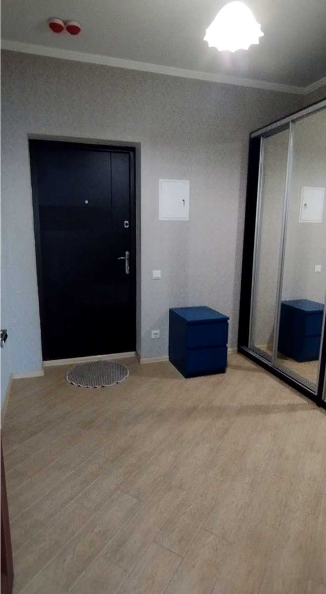 1876930792710848