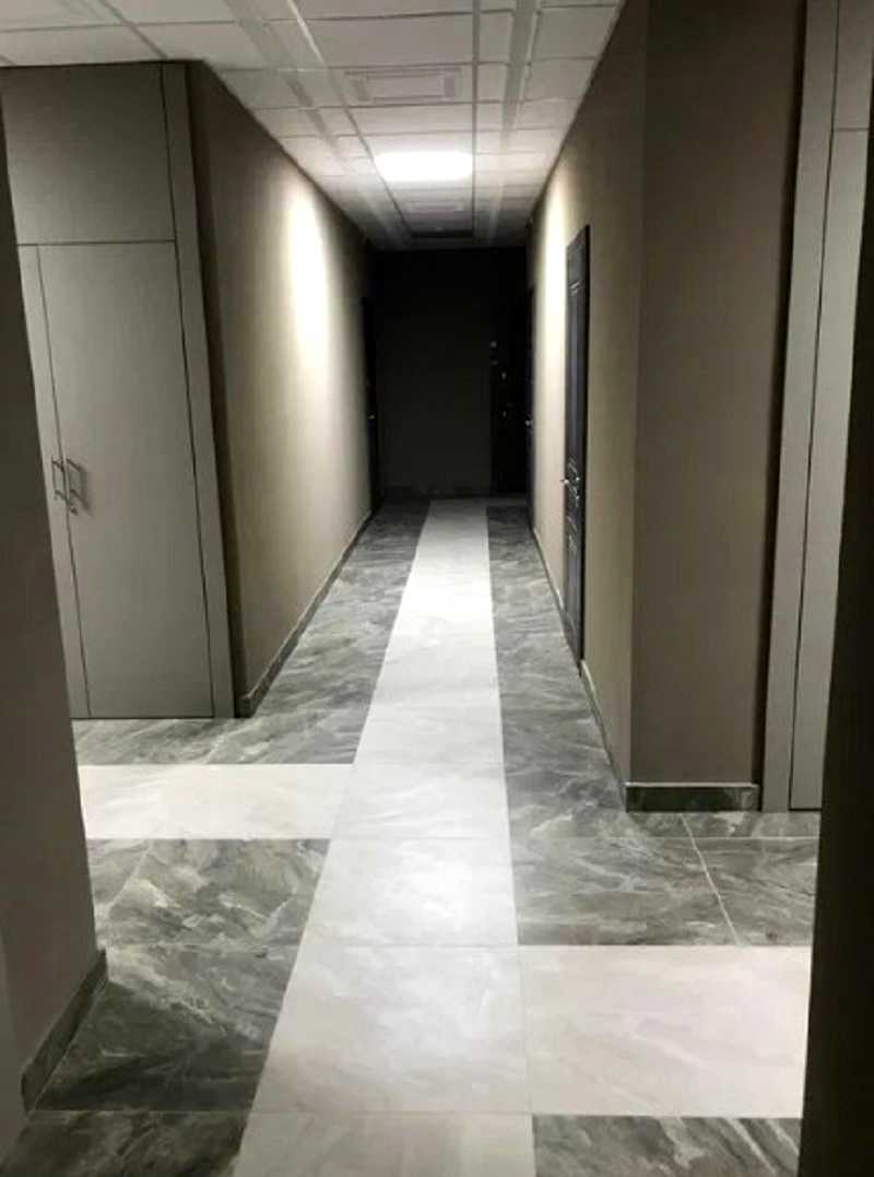 1876932159746548