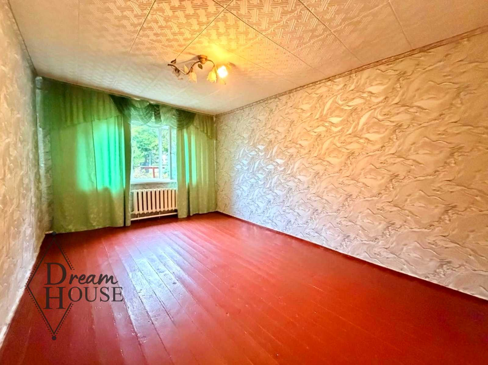 1876932708297376