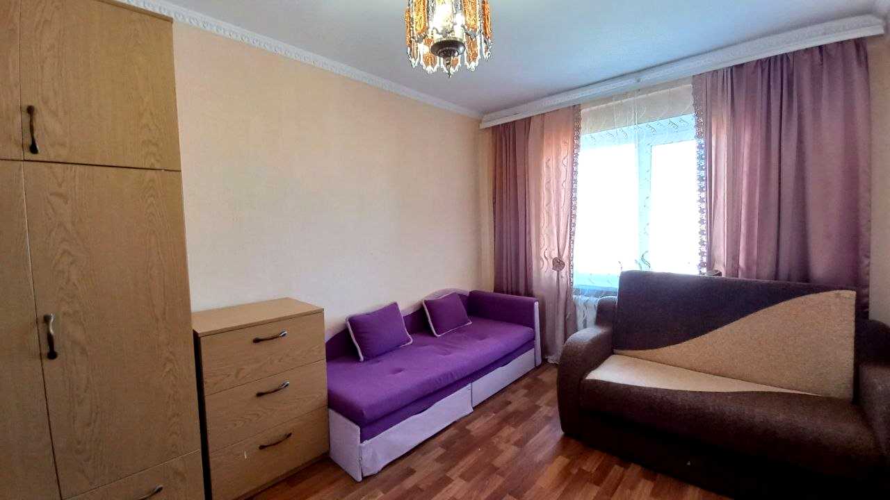 1876933247702751