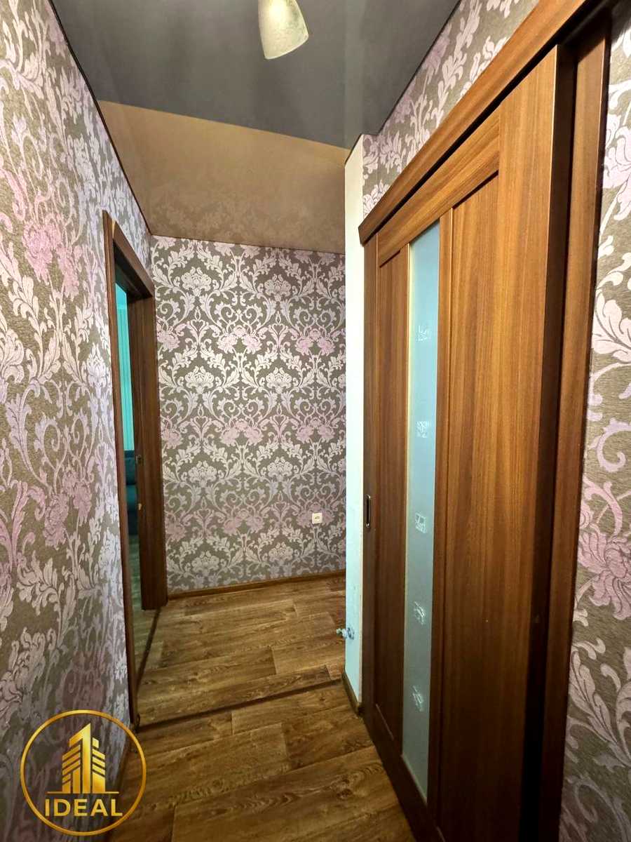 1876934372432940