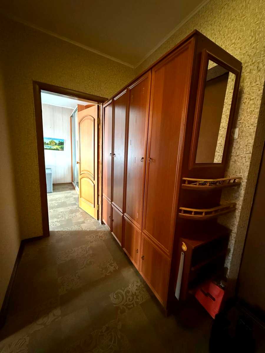 1876935683080603