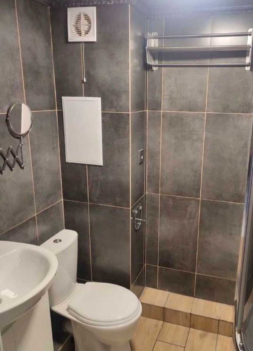 1876936610593654