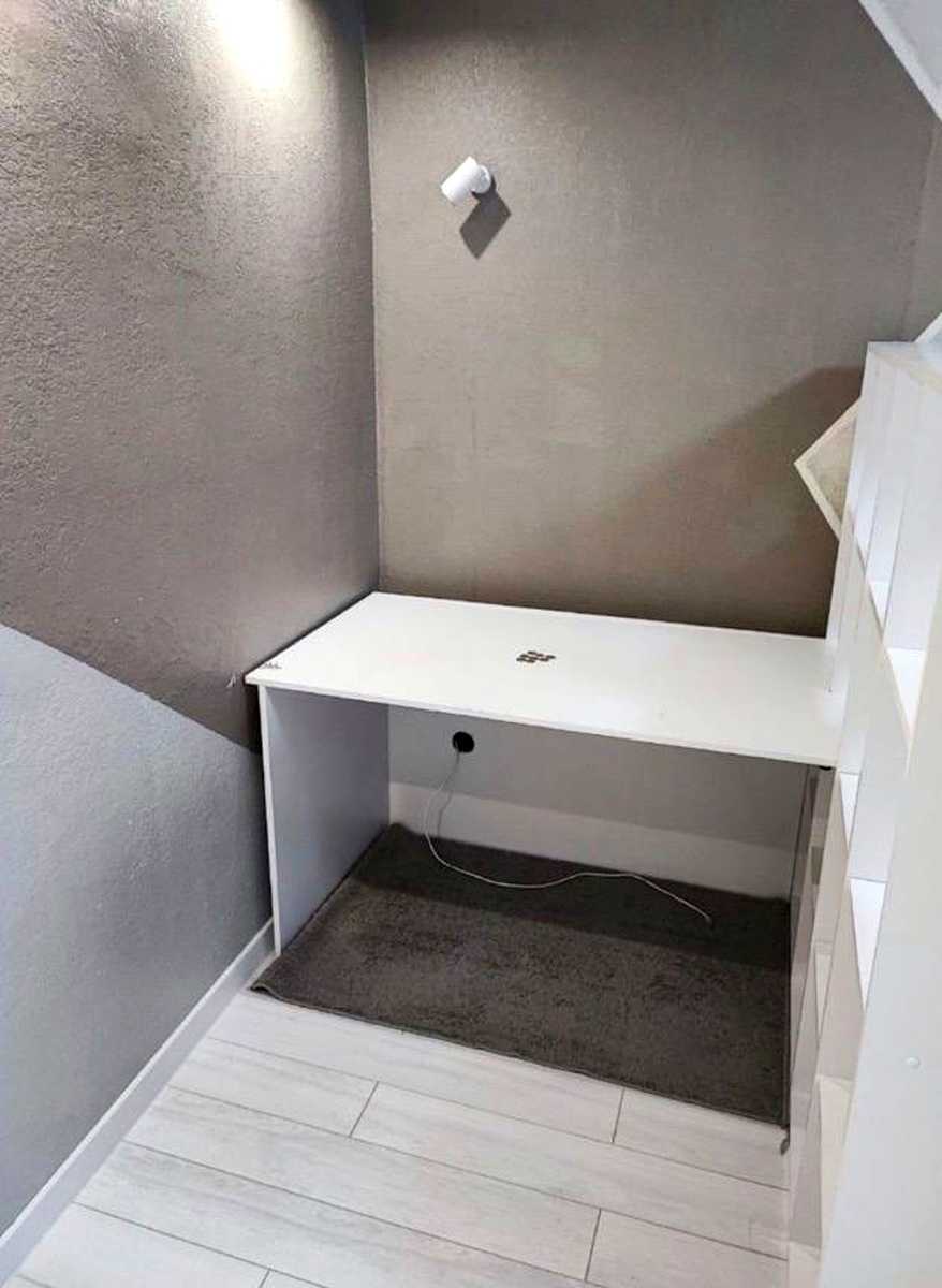 1876936611304200