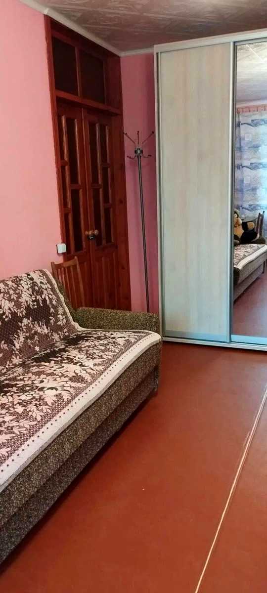 1876936785494217