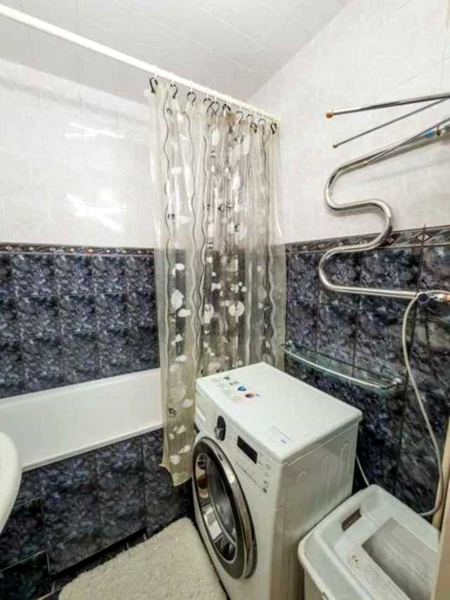 1876937240689669