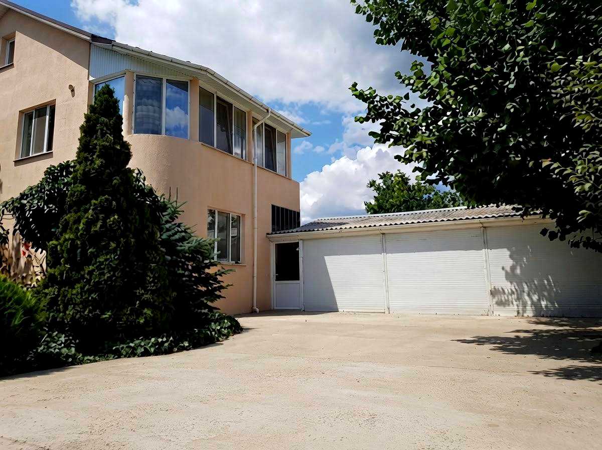 Дом по адресу ул. Соборная (площадь 240 м²) - imageAlt 3 Дом по адресу ул. Соборная (площадь 240 м²) - Atlanta.ua - imageAlt 3