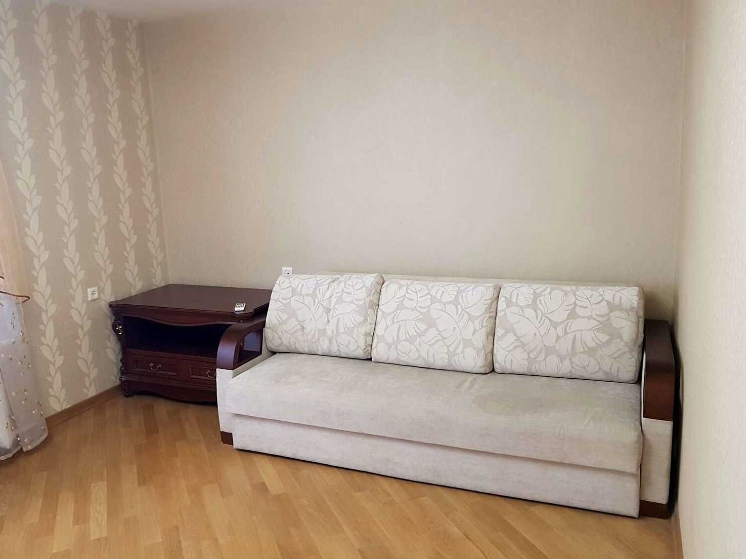 1876938630610396