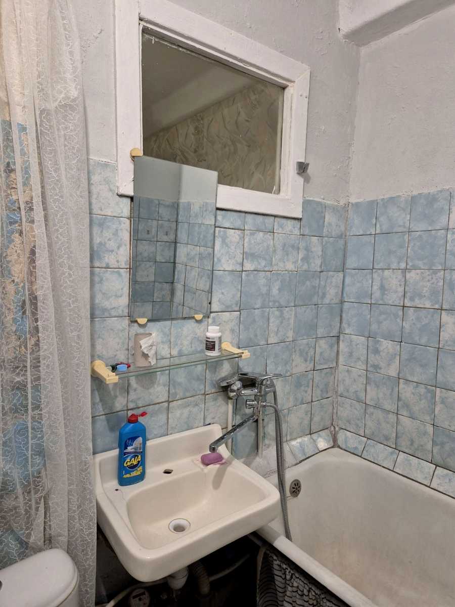 1876939845863590